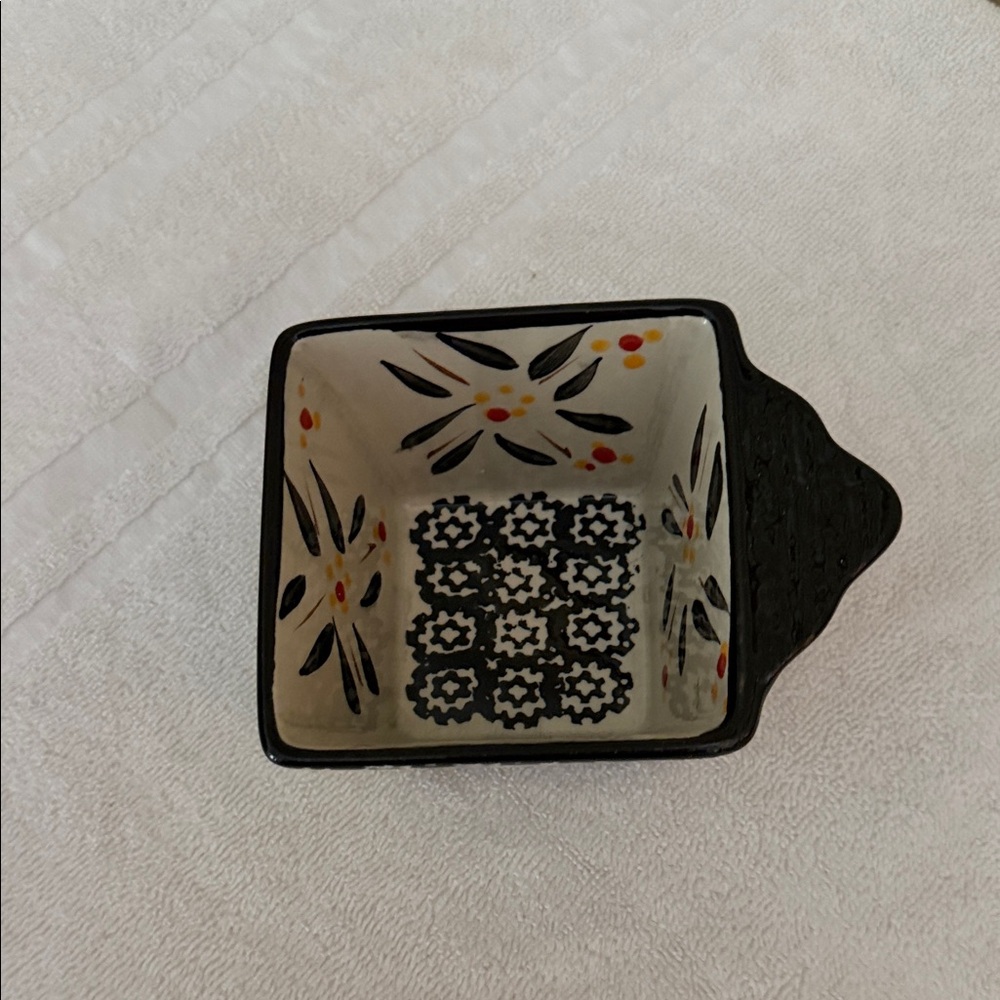 Temptations Black and White Floral Ceramic Dish
